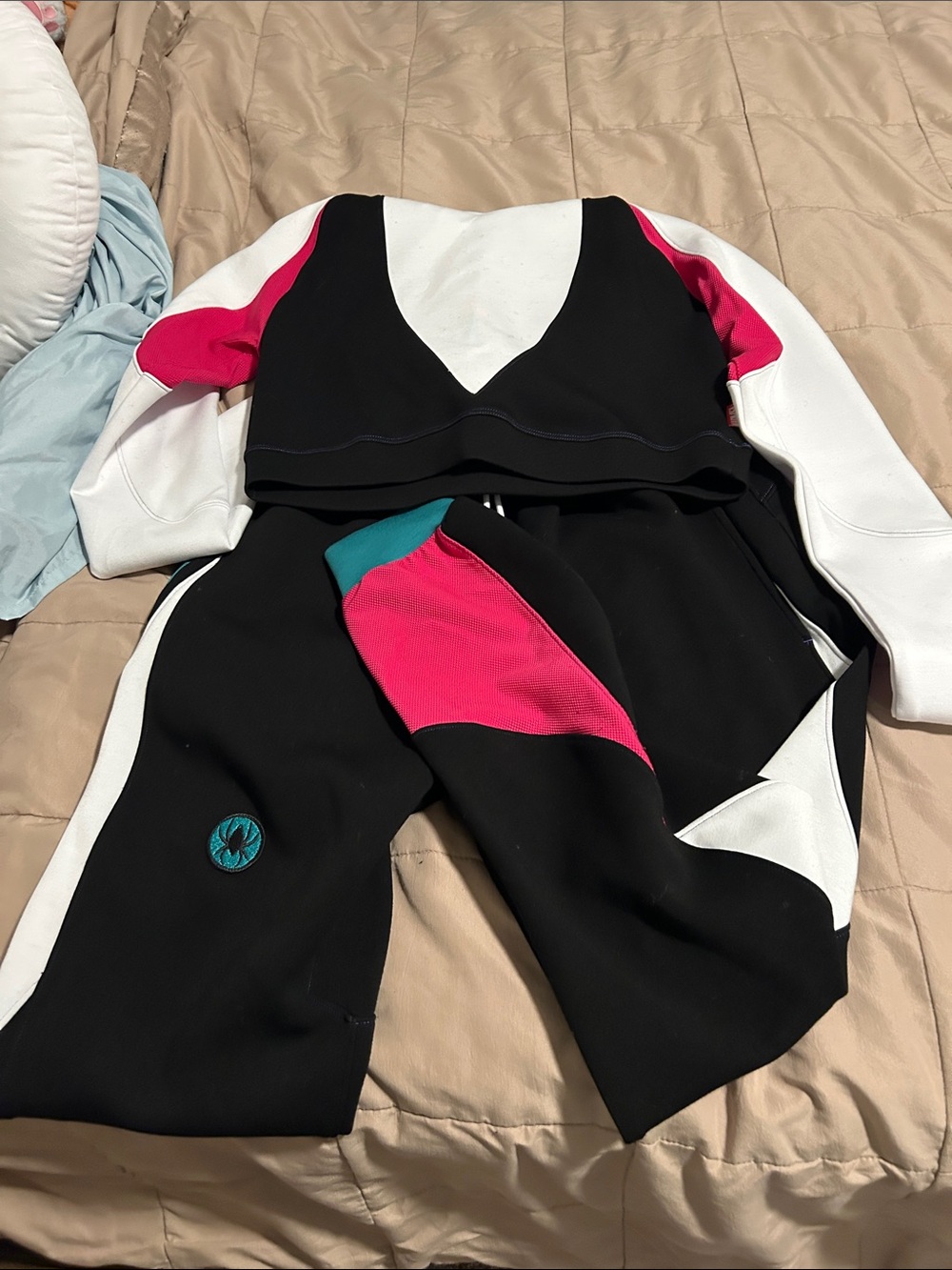 Marvel 2-piece spider man Colorblock Track Set with Teal Accent